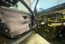 Улучшение штатной аудиосистемы Mitsubishi Outlander: выбор компонентов и установка акустики по штатным местам