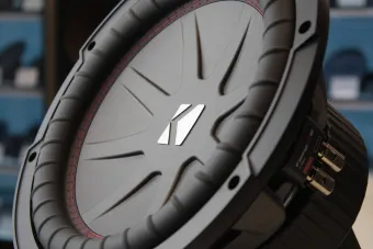 Купить Сабвуфер KICKER CWR 104 - купить, 8 600 руб.
