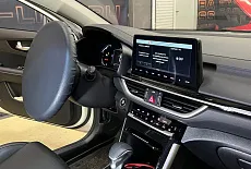Kia K3: Максимум звука без изменения салона! 
