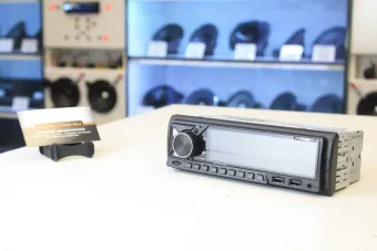 Купить Автомагнитола AURA AMH-440BT - купить, 2 990 руб.