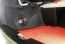 Vw polo.  Значительное улучшение аудиосистемы