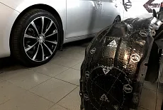Эффективная шумоизоляция Toyota Camry V50: оптимальное решение для вашего автомобиля